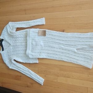 Elegant Cream Cable Knit Cardigan